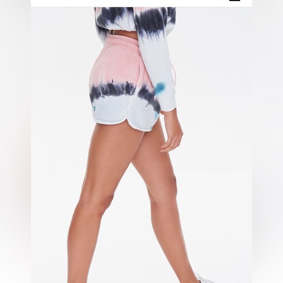 Forever 21 pink blue white tie dye crop top sweatshirt shorts matching set - Picture 5 of 16